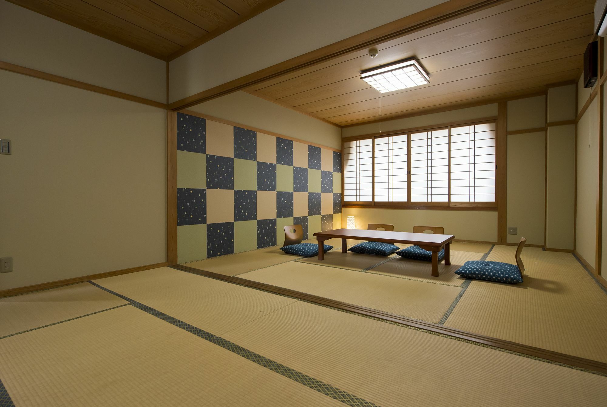 Green House Hiroshima Bagian luar foto